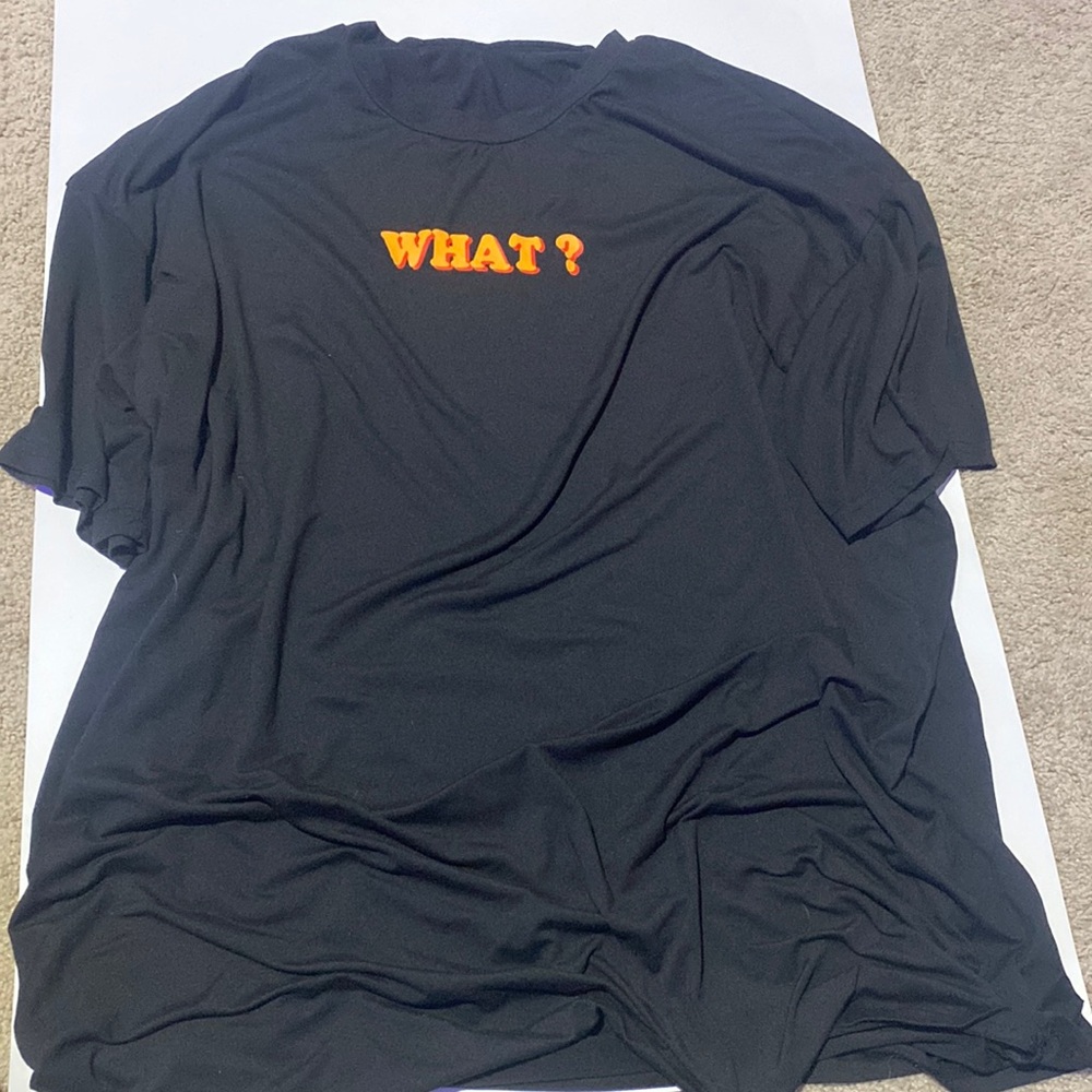 Large stretchy graphic t shirt